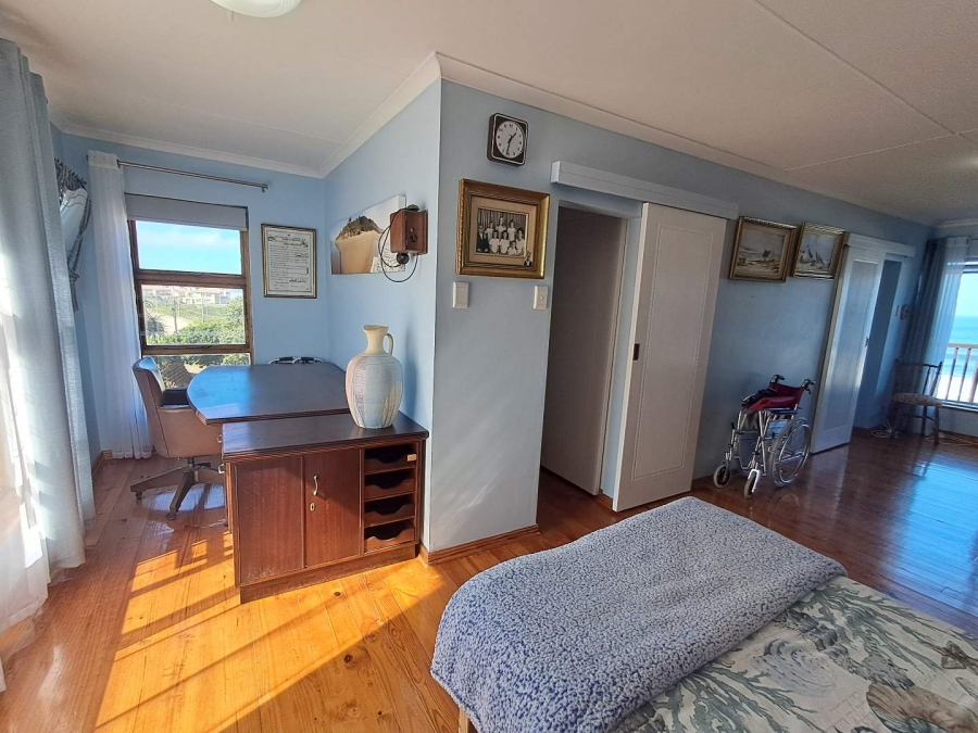 4 Bedroom Property for Sale in Dana Bay Western Cape